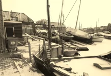 Schepen die naar het wrakkenkerkhof voeren Botterwerf Bunschoten