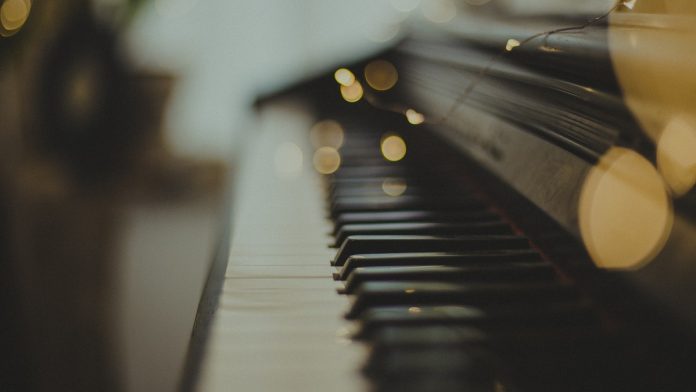 piano