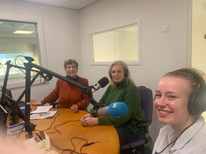 Pearl Mosk met Yolanda Rombout en Daantje van Essen van ZPC Amersfoort