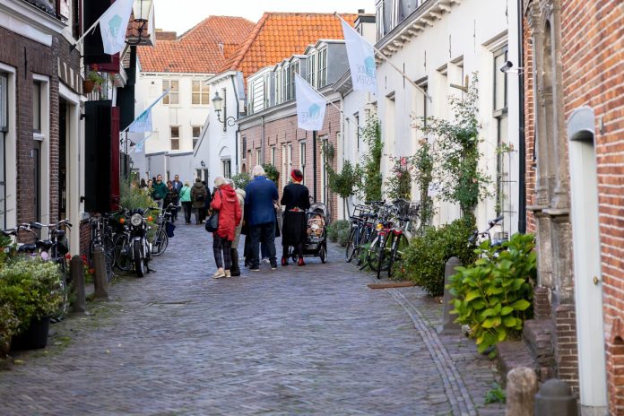 Rina Herder Vreemde Gasten