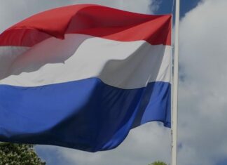 Oranje, de twijfelaar onder de kleuren Nederlandse vlag