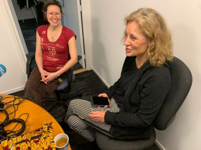 Jessica Doorn (l) en Ieke Benschop