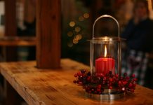 Kerstverhalenroute van de kerken in Baarn kerstkaars