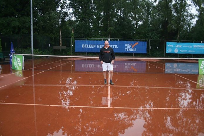 groundsman Maarten Zoetelief