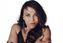 Help SaraLee Vos haar album af te maken! SaraLee Vos