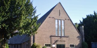 Calvijnkerk Baarn 100 jaar oud Baarn Tromplaan 7 Calvijnkerk