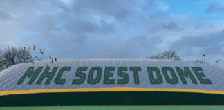 De weg naar de opening van de blaashal in Soest Blaashal MHC Soest