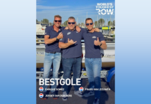 Oceaan overgeroeid door Soester Enrique Gomez midden