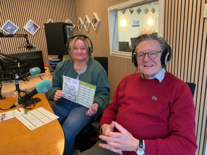 Annemarie Onderstal en Henk van Esch in de studio van Eemland1