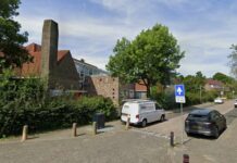 Schoolstraat bij basisschool De Kubus Basisschool De Kubus