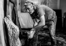 Kunstbeurs in afbraakhal Soesterberg Wilfert Verweij