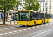 Soest wil eerlijker leerlingenvervoer en kortere reistijden Met de nieuwe plannen wil de gemeente beter aansluiten bij klachten van ouders over lange ritten en onduidelijke regels