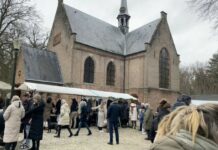 Gestolen bijbel na 30 jaar terug in Stulpkerk