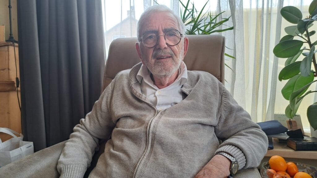 Johan Baks ‘Waar God een deur dichtdoet, gaat ergens anders wel weer een raampje open.’ foto Melissa Hofland