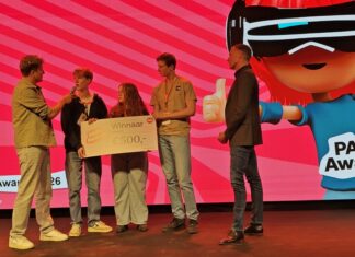 Vwo-leerlingen van Griftland College winnen landelijke prijs en mogen op bezoek bij AIVD Frequency Fixers leerlingen Griftland College Soest