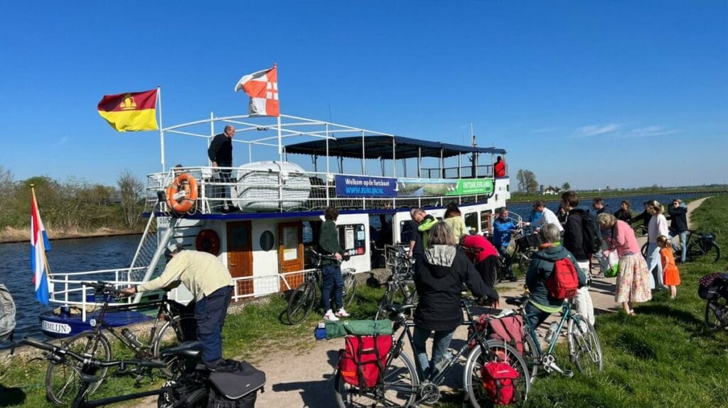 Fietsboot Eemlijn