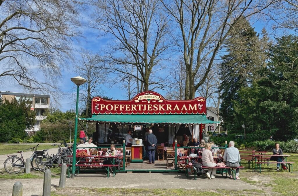 Poffertjeskraam in Pekingtuin