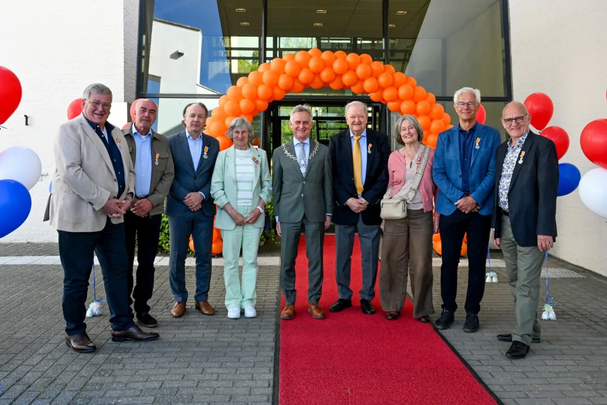 Negen Soesters verrast met een koninklijke onderscheiding fotosoest