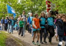 Aloysius zingt zich naar dagwinst tijdens tweede avond Avondvierdaagse Avondvierdaagse Baarn dag 2 2026