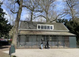 Laatste uurtjes geslagen voor volière Pekingtuin