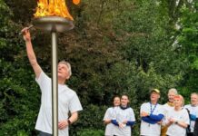 Bevrijdingsvuur na 47.1 loopkilometers ontstoken in Soest