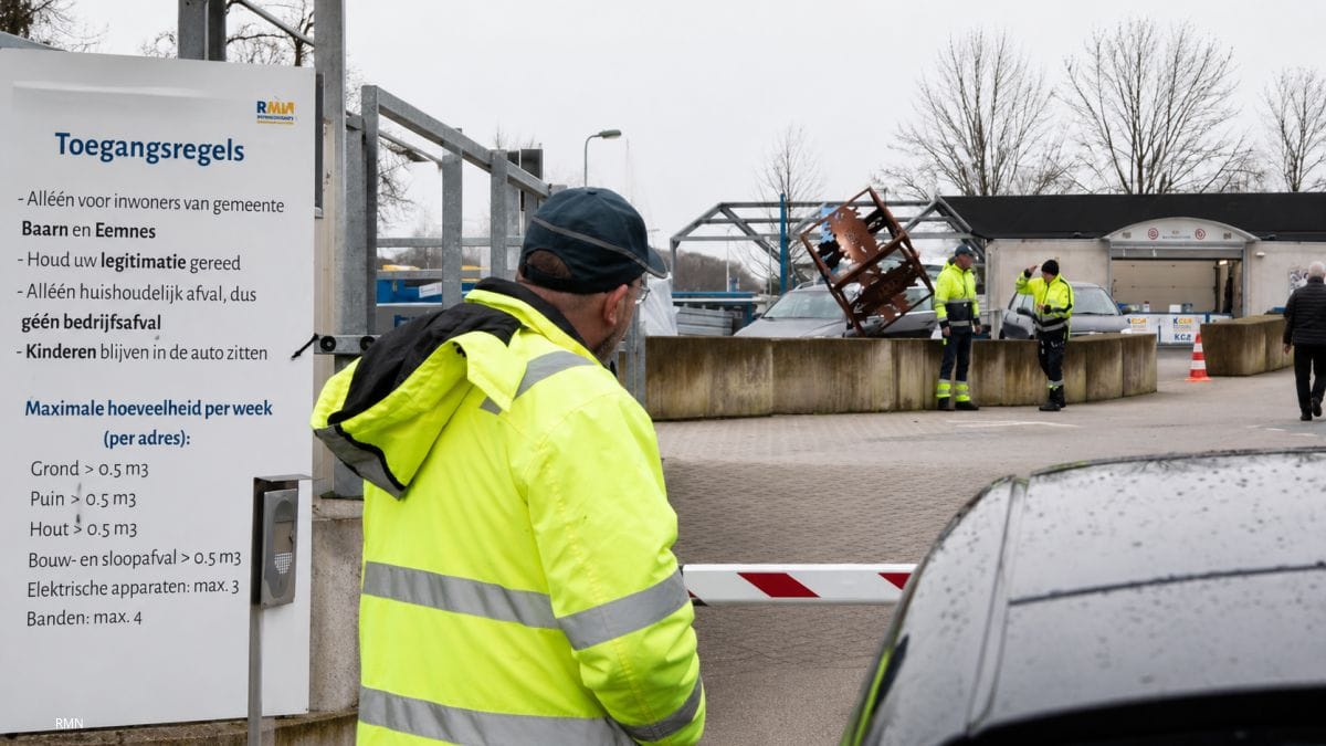 Pasje nodig voor ‘beruchte’ Baarnse vuilstort Gemeentewerf Baarn RMN