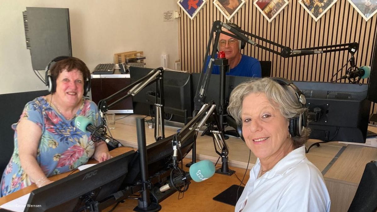 Saskia Schuit zet ondernemerschap in voor toekomst Paleis Soestdijk Sinds 1 maart is Saskia Schuit (rechts op de foto) de nieuwe zakelijk directeur van Paleis Soestdijk.