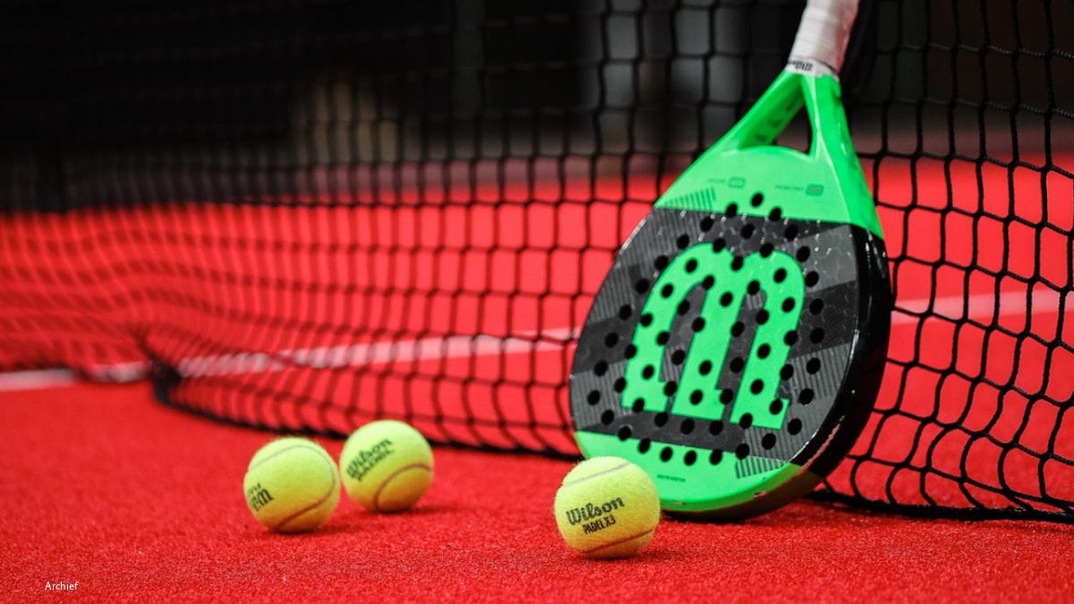 Frank en Ronald de Boer verzorgen padeldemo op Dutch Open Tournament