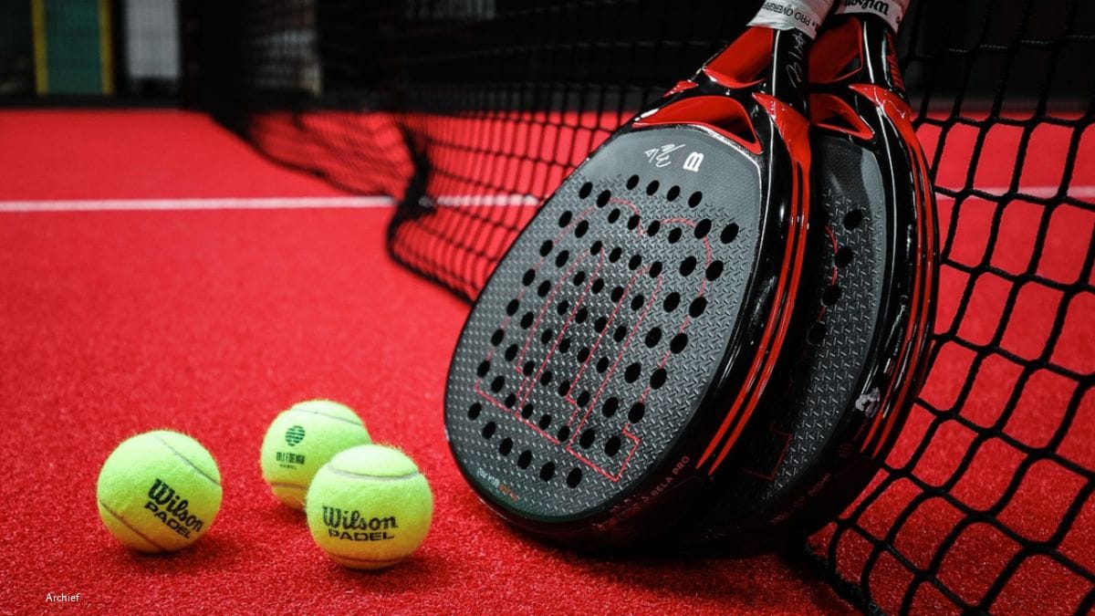 Ronald en Frank de Boer aan slag op Eemslag Tennis & Padel, Bunschoten Ronald en Frank de Boer aan slag op Eemslag Tennis & Padel, Bunschoten