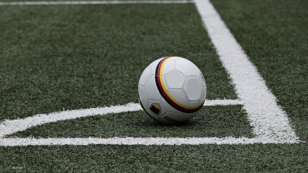 IJsselmeervogels en Spakenburg starten met winst