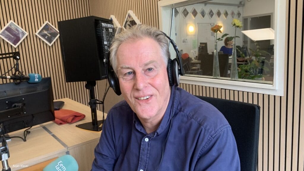 Vrijwilliger Paul Korpelshoek ziet regelmatig dat oude herinneringen verrassend gemakkelijk terugkomen.