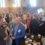 Prinsjesdagontbijt: samen vooruit, ondanks de onzekerheid in Den Haag Foto: Prinsjesdagontbijt in de Pauluskerk.