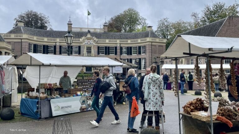 Trotsmarkt Kasteel Groeneveld