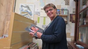 Terugluisteren: Mijn verzoekplaat die staat met Yvonne Jacobs-Poell